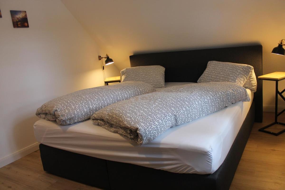 Ferienwohnung Lasse In Wieck Bagian luar foto